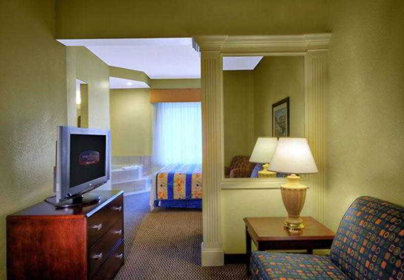 Springhill Suites Milford Exteriör bild